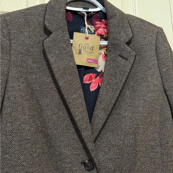 Joules Agatha Blazer with Floral Lining - Picture 4 of 16